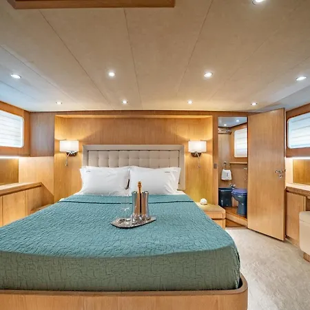 M/y Opera * Σάμη