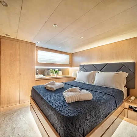 M/y Opera 船屋 *